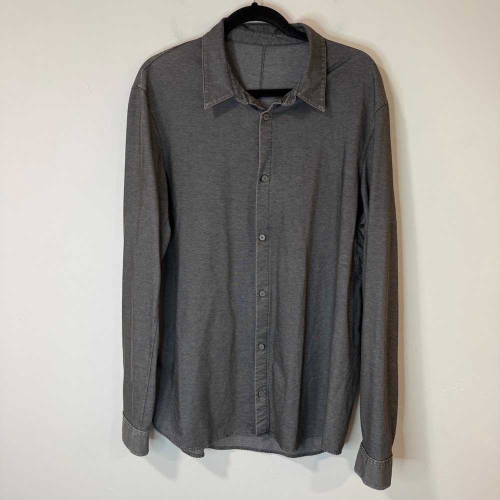 Lululemon Mens Commission Button Down Shirt Gray Long Sleeve Technical Top